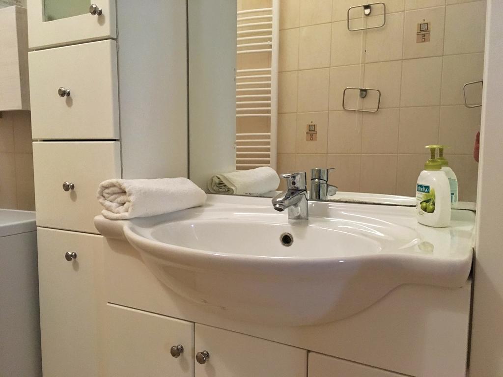 Diamonds Apartment With 2 Rooms Near Guzsdu Udvar Budapeşte Dış mekan fotoğraf